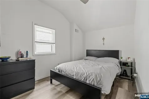 378 27th Street Paterson NJ 07514