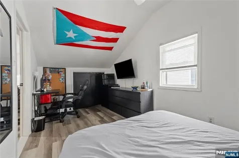 378 27th Street Paterson NJ 07514