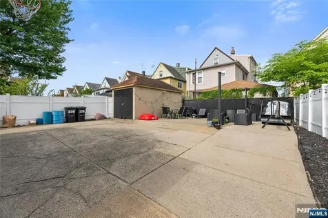 378 27th Street Paterson NJ 07514