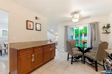 113 Saratoga Square Wayne NJ 07470