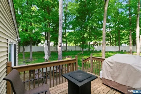 113 Saratoga Square Wayne NJ 07470