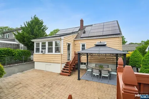 26 Rutgers Bloomfield NJ 07003