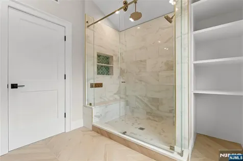72 Lake Avenue Midland Park NJ 07432