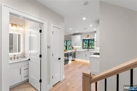 72 Lake Avenue Midland Park NJ 07432