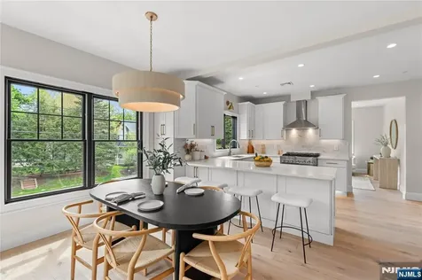 72 Lake Avenue Midland Park NJ 07432