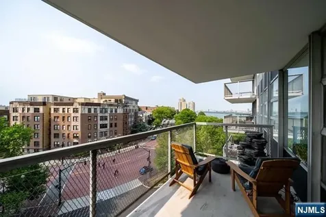 6050 Boulevard East West New York NJ 07093