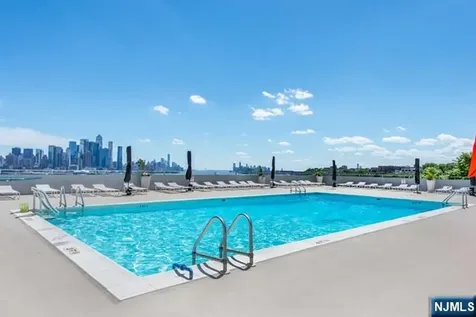 6050 Boulevard East West New York NJ 07093