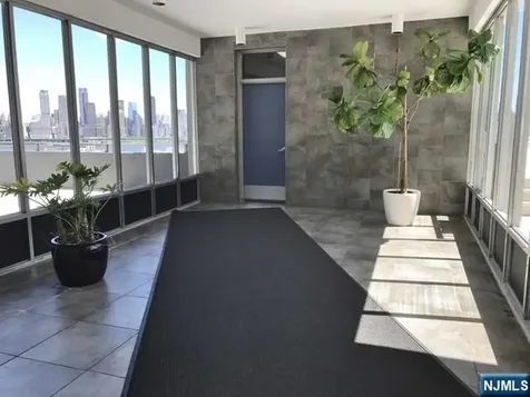 6050 Boulevard East West New York NJ 07093