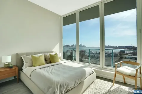 1200 Avenue At Port Imperial Weehawken NJ 07086
