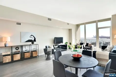1200 Avenue At Port Imperial Weehawken NJ 07086