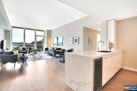 1200 Avenue At Port Imperial Weehawken NJ 07086