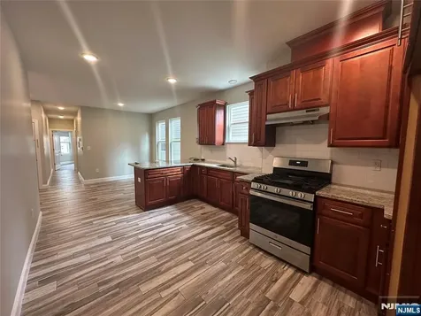 195-197 Ridge Street Newark NJ 07104