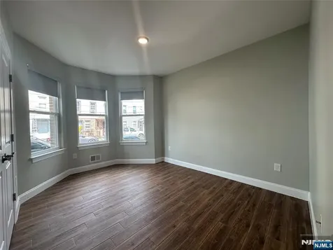 195-197 Ridge Street Newark NJ 07104
