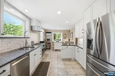 806 Ramapo Valley Road Oakland NJ 07436