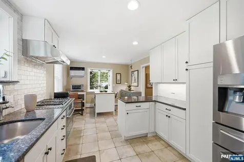 806 Ramapo Valley Road Oakland NJ 07436