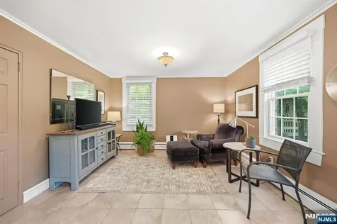 806 Ramapo Valley Road Oakland NJ 07436