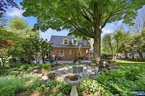 806 Ramapo Valley Road Oakland NJ 07436