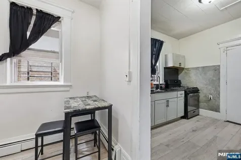 94 Eaton Place East Orange NJ 07017