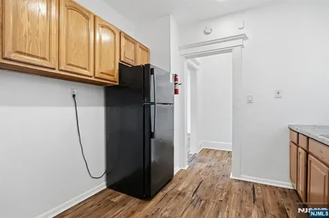 94 Eaton Place East Orange NJ 07017