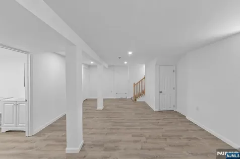 195 Van Winkle Street East Rutherford NJ 07073