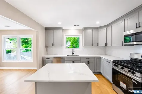195 Van Winkle Street East Rutherford NJ 07073