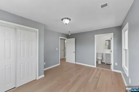 195 Van Winkle Street East Rutherford NJ 07073