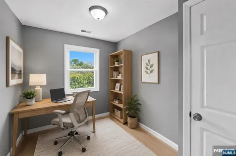 195 Van Winkle Street East Rutherford NJ 07073