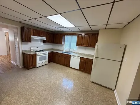 832 Paterson Avenue East Rutherford NJ 07073