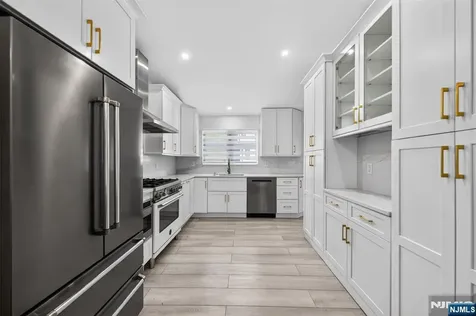 436 Ruckman Road Closter NJ 07624