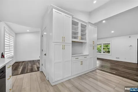 436 Ruckman Road Closter NJ 07624