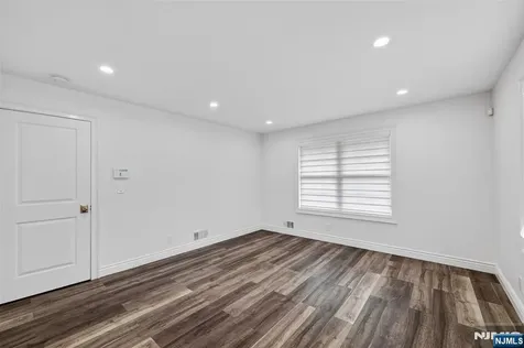 436 Ruckman Road Closter NJ 07624
