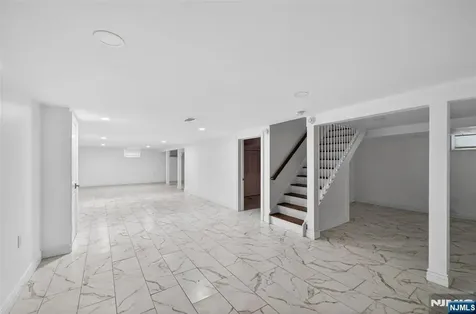 436 Ruckman Road Closter NJ 07624
