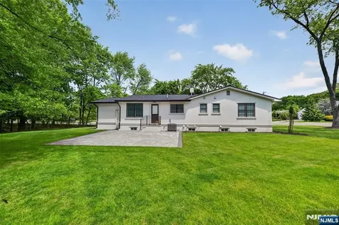 436 Ruckman Road Closter NJ 07624