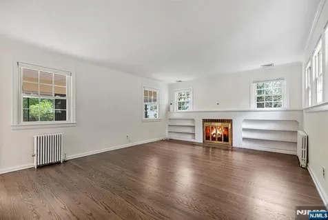 151 Walthery Avenue Ridgewood NJ 07450