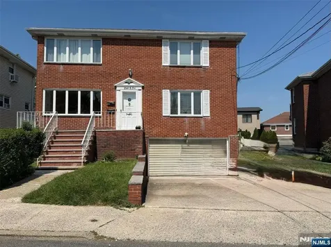 805 Harvard Place Fort Lee NJ 07024