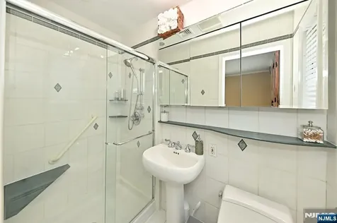 619 Montview Place River Vale NJ 07675