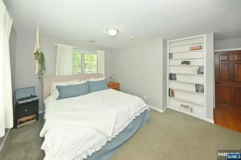 619 Montview Place River Vale NJ 07675