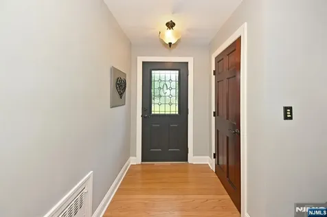 619 Montview Place River Vale NJ 07675