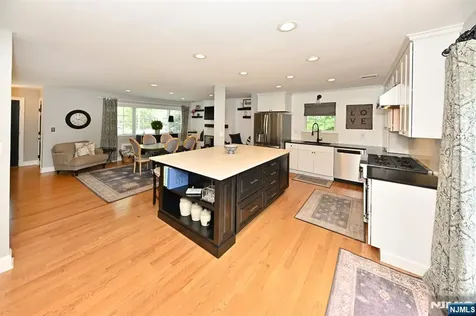 619 Montview Place River Vale NJ 07675