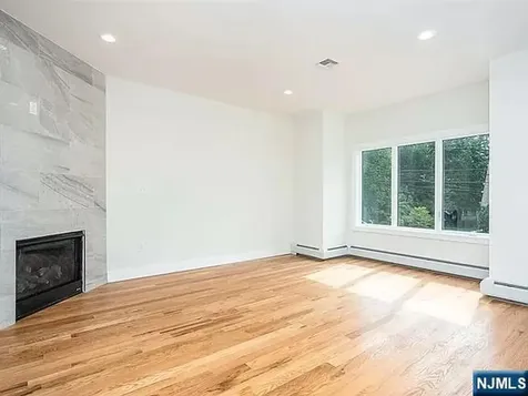 799 End Avenue Cliffside Park NJ 07010