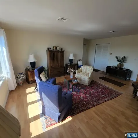 314 Palisade Avenue Cliffside Park NJ 07010