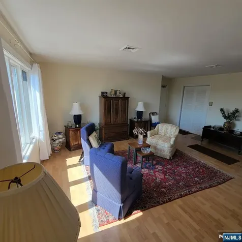314 Palisade Avenue Cliffside Park NJ 07010