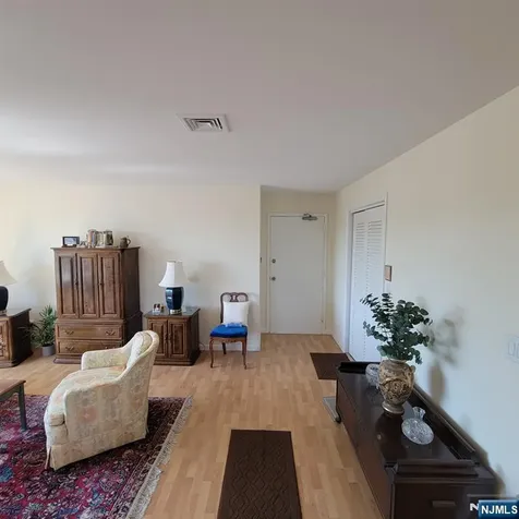 314 Palisade Avenue Cliffside Park NJ 07010