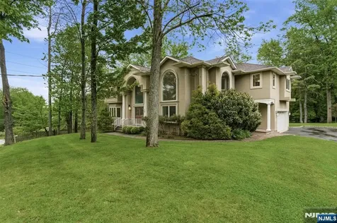 767 Orangeburgh Road River Vale NJ 07675