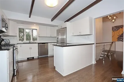 5 Carnot Avenue Woodcliff Lake NJ 07677
