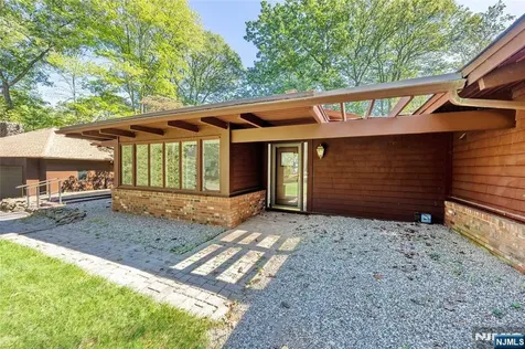 5 Carnot Avenue Woodcliff Lake NJ 07677