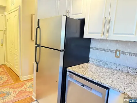 608 Brittany Drive Wayne NJ 07470