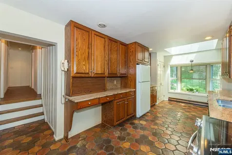 174 Pines Lake Drive Wayne NJ 07470
