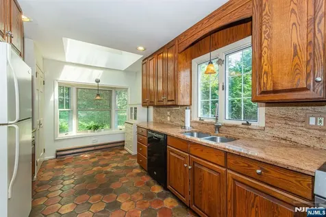 174 Pines Lake Drive Wayne NJ 07470