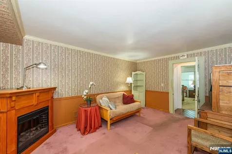174 Pines Lake Drive Wayne NJ 07470